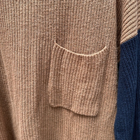Madewell Thompson Pocket Pullover Sweater in Colorblock In Heather Timber - Picture 7 of 13